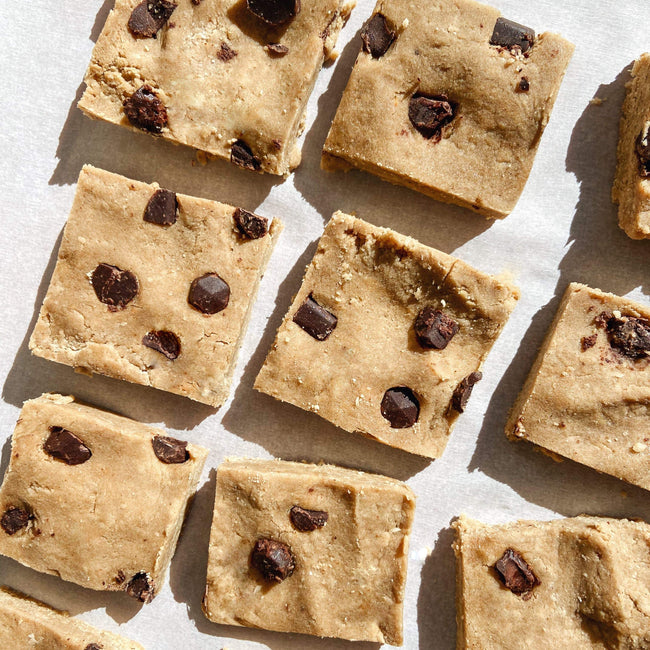 COOKIE DOUGH PROTEIN SQUARES